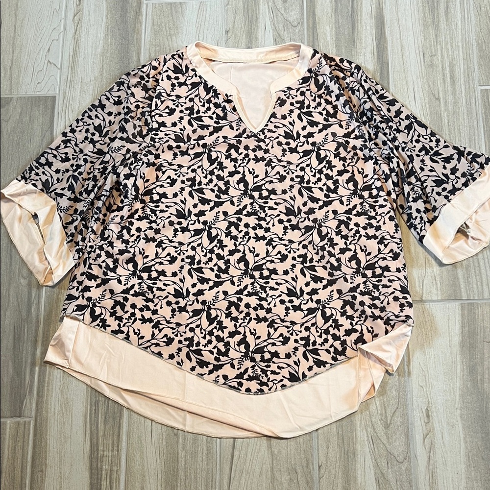 Chic Women's Blouse with Black Floral Pattern